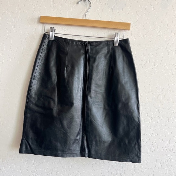 Vintage Black Leather Skirt - Picture 4 of 7